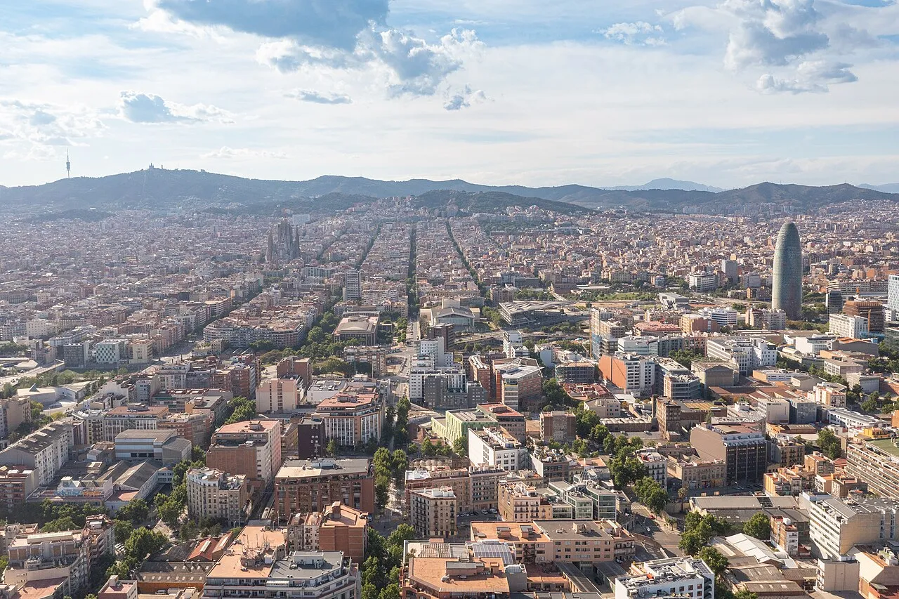 Luchtfoto van Barcelona, de Spaanse stad die werd getroffen door de overstromingen