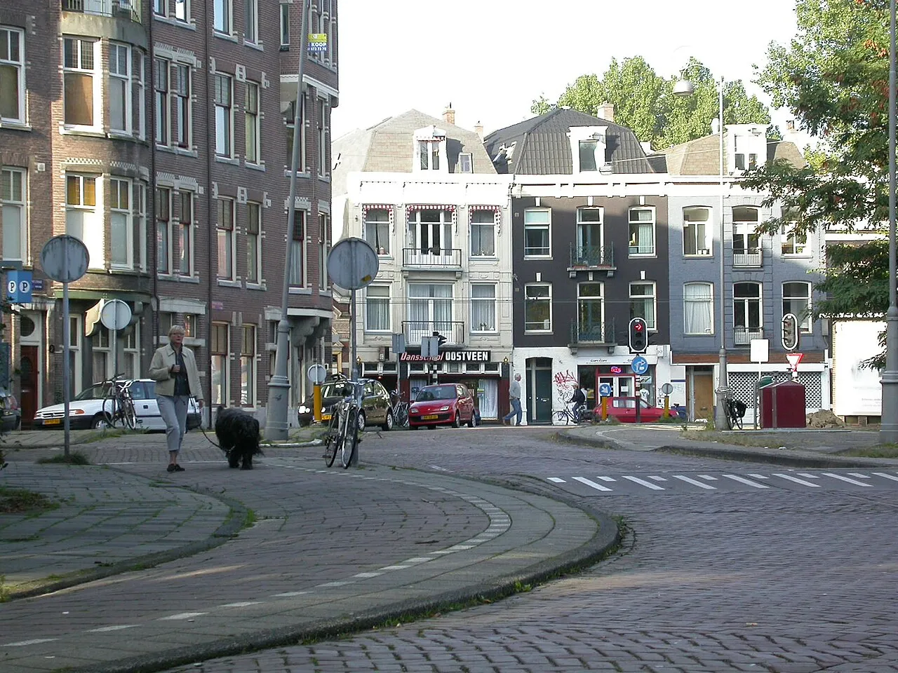 Straatbeeld van de Amstelveenseweg in Amsterdam, waar de schietpartij plaatsvond.