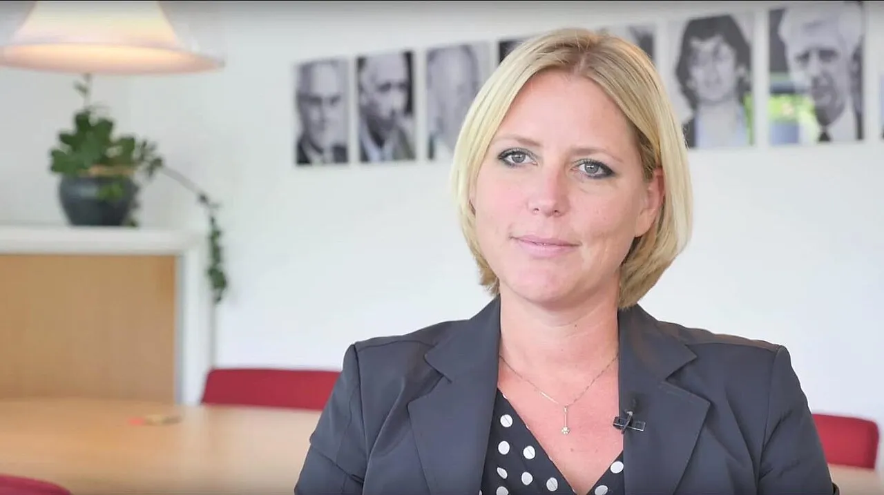 Rianne Letschert, de minister van Onderwijs die het geplande renteplafond op studieleningen schrapte