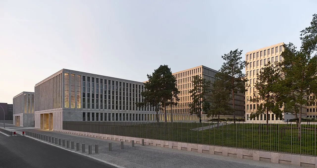 Hoofdkantoor van de Bundesnachrichtendienst (BND), de Duitse buitenlandse inlichtingendienst, aan de Chausseestraße in Berlijn.